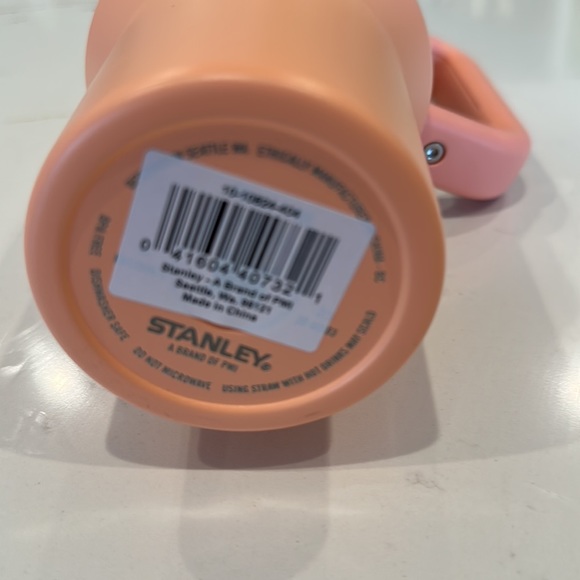 Stanley Melon Peach Tumbler 40 oz. Quencher H2.0 FlowState Water Cup NEW - Picture 4 of 4